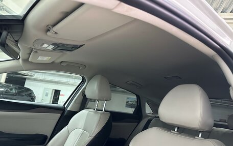 KIA K5, 2021 год, 2 750 000 рублей, 21 фотография