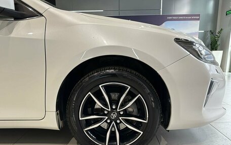 Toyota Camry, 2017 год, 2 300 000 рублей, 8 фотография