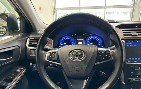 Toyota Camry, 2017 год, 2 300 000 рублей, 18 фотография