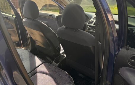 Peugeot 206, 2000 год, 300 000 рублей, 16 фотография