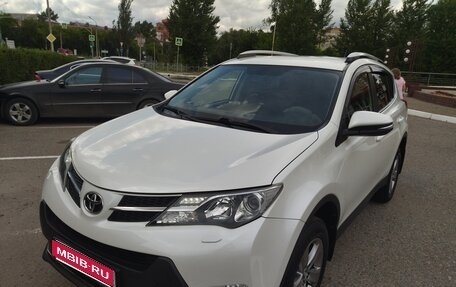 Toyota RAV4, 2015 год, 2 600 000 рублей, 1 фотография