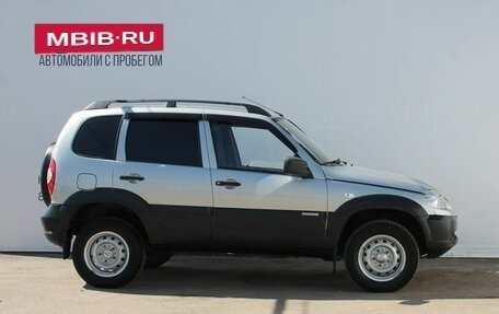 Chevrolet Niva I рестайлинг, 2015 год, 639 000 рублей, 4 фотография