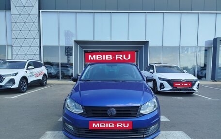 Volkswagen Polo VI (EU Market), 2019 год, 1 375 000 рублей, 2 фотография