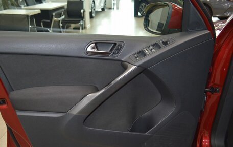 Volkswagen Tiguan I, 2009 год, 999 000 рублей, 20 фотография
