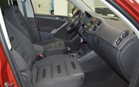 Volkswagen Tiguan I, 2009 год, 999 000 рублей, 23 фотография