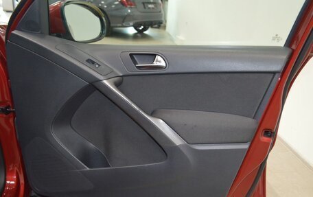 Volkswagen Tiguan I, 2009 год, 999 000 рублей, 24 фотография