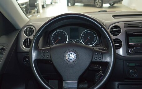 Volkswagen Tiguan I, 2009 год, 999 000 рублей, 32 фотография