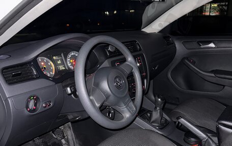 Volkswagen Jetta VI, 2014 год, 880 000 рублей, 13 фотография