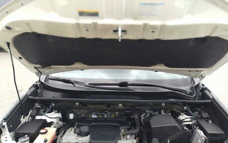 Toyota RAV4, 2015 год, 2 600 000 рублей, 8 фотография