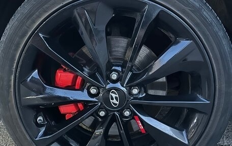Hyundai Veloster II, 2020 год, 2 200 000 рублей, 8 фотография