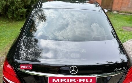 Mercedes-Benz E-Класс, 2019 год, 2 800 000 рублей, 3 фотография