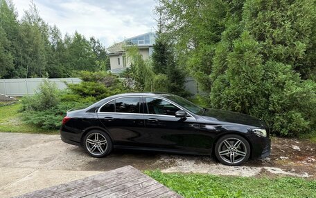 Mercedes-Benz E-Класс, 2019 год, 2 800 000 рублей, 24 фотография