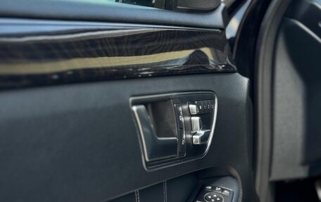 Mercedes-Benz E-Класс, 2015 год, 2 530 000 рублей, 31 фотография
