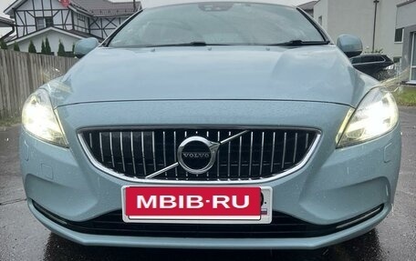 Volvo V40 II рестайлинг, 2018 год, 1 700 000 рублей, 5 фотография