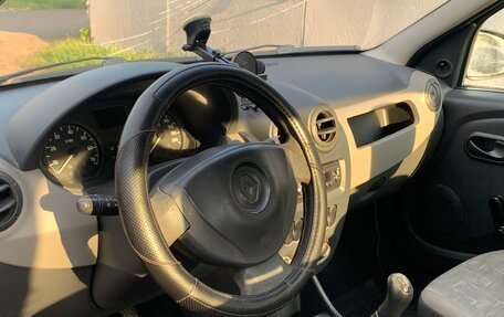 Renault Logan I, 2013 год, 305 000 рублей, 7 фотография