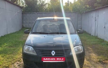 Renault Logan I, 2013 год, 305 000 рублей, 2 фотография