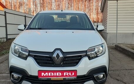 Renault Logan II, 2020 год, 1 570 000 рублей, 3 фотография
