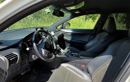 Lexus NX I, 2016 год, 2 300 000 рублей, 5 фотография
