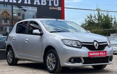 Renault Sandero II рестайлинг, 2015 год, 580 000 рублей, 2 фотография