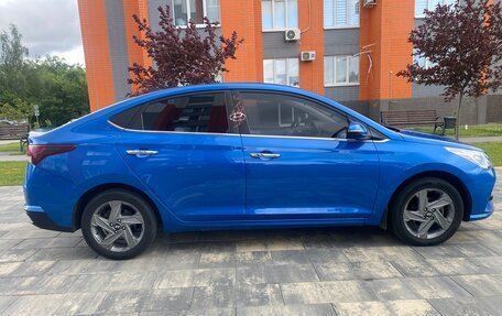 Hyundai Solaris II рестайлинг, 2021 год, 1 250 000 рублей, 5 фотография
