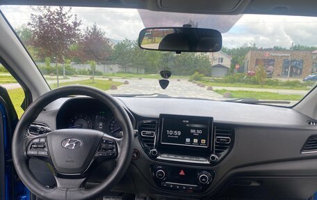 Hyundai Solaris II рестайлинг, 2021 год, 1 250 000 рублей, 10 фотография