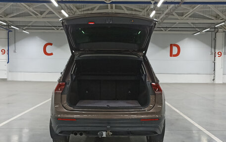 Volkswagen Tiguan II, 2020 год, 2 382 000 рублей, 12 фотография