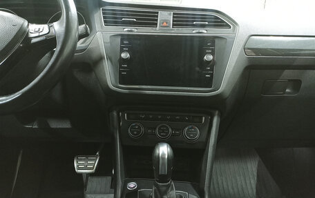 Volkswagen Tiguan II, 2020 год, 2 382 000 рублей, 18 фотография
