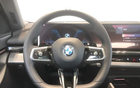 BMW 5 серия, 2025 год, 5 730 852 рублей, 9 фотография