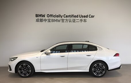 BMW 5 серия, 2025 год, 5 730 852 рублей, 2 фотография
