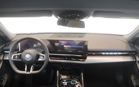 BMW 5 серия, 2025 год, 5 730 852 рублей, 7 фотография