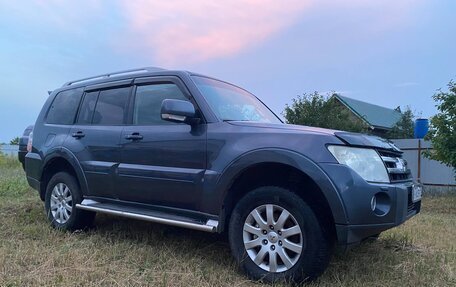 Mitsubishi Pajero IV, 2007 год, 1 280 000 рублей, 2 фотография