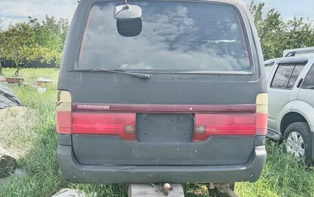 Toyota HiAce H100, 1995 год, 350 000 рублей, 4 фотография