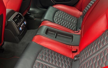 Audi RS 6, 2015 год, 6 900 000 рублей, 16 фотография