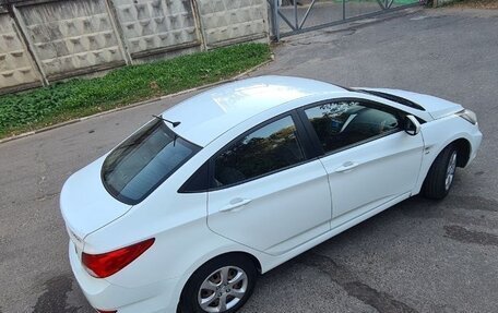 Hyundai Solaris II рестайлинг, 2013 год, 940 000 рублей, 4 фотография