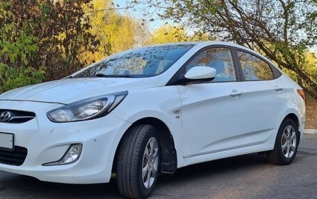 Hyundai Solaris II рестайлинг, 2013 год, 940 000 рублей, 7 фотография