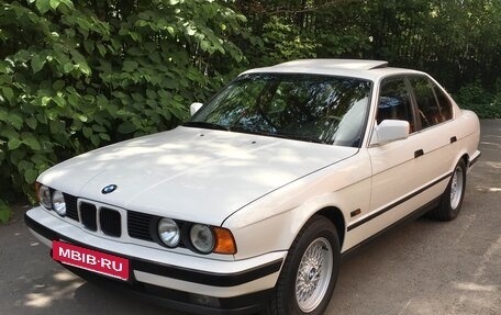 BMW 5 серия, 1989 год, 1 550 000 рублей, 2 фотография
