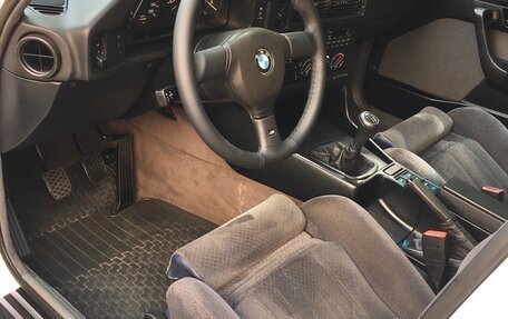 BMW 5 серия, 1989 год, 1 550 000 рублей, 15 фотография