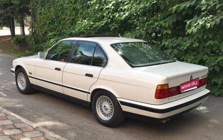 BMW 5 серия, 1989 год, 1 550 000 рублей, 4 фотография
