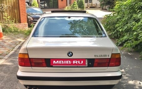 BMW 5 серия, 1989 год, 1 550 000 рублей, 5 фотография