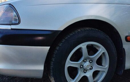 Toyota Avensis III рестайлинг, 2002 год, 420 000 рублей, 12 фотография