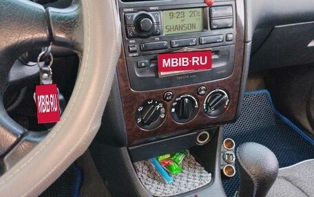 Toyota Avensis III рестайлинг, 2002 год, 420 000 рублей, 8 фотография