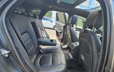 Jaguar F-Pace, 2019 год, 4 300 000 рублей, 16 фотография