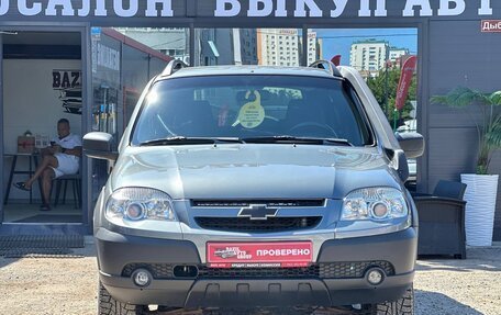 Chevrolet Niva I рестайлинг, 2017 год, 720 000 рублей, 4 фотография