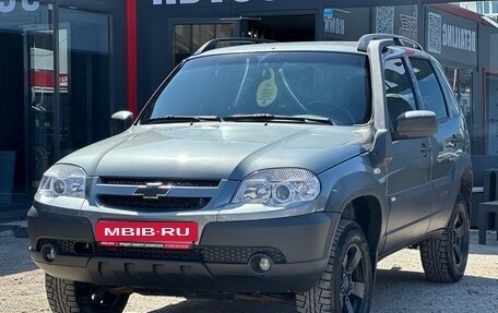 Chevrolet Niva I рестайлинг, 2017 год, 720 000 рублей, 6 фотография