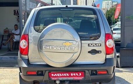 Chevrolet Niva I рестайлинг, 2017 год, 720 000 рублей, 13 фотография