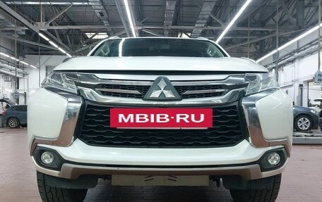 Mitsubishi Pajero Sport III рестайлинг, 2018 год, 2 149 000 рублей, 22 фотография