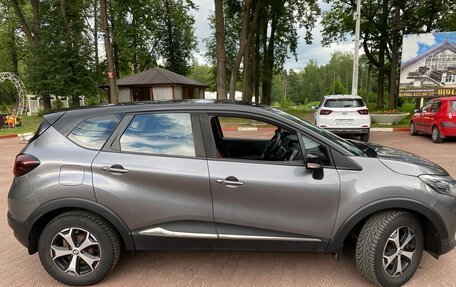 Renault Kaptur I рестайлинг, 2019 год, 1 800 000 рублей, 4 фотография