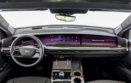 Cadillac Escalade V, 2024 год, 24 300 000 рублей, 10 фотография