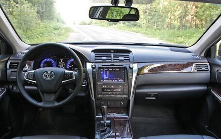 Toyota Camry, 2016 год, 1 770 000 рублей, 2 фотография