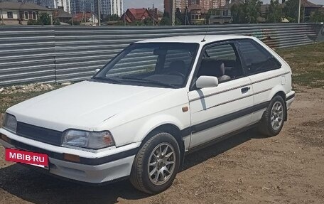 Mazda 323, 1989 год, 250 000 рублей, 5 фотография